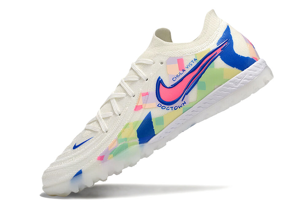 Chuteira Nike Phantom GX II Elite Society