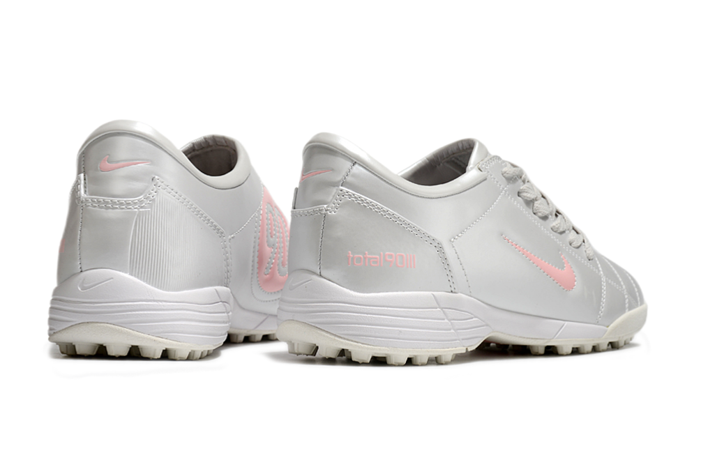 Chuteira Nike Total 90 Society