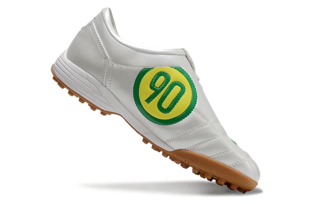 Chuteira Nike Total 90 Society