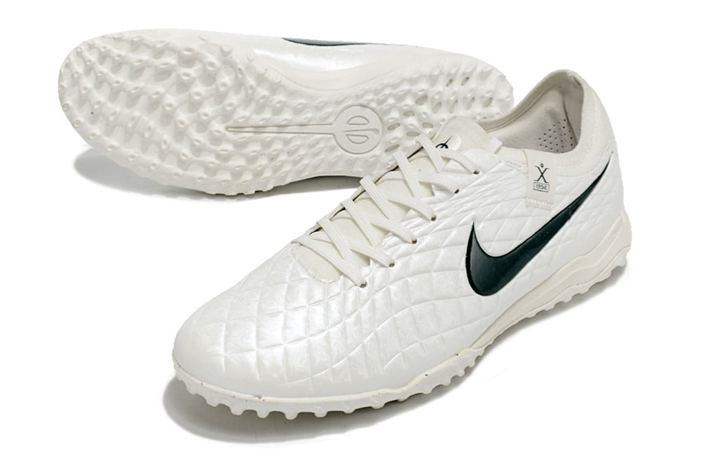 Chuteira Nike Tiempo Legend 10 Society