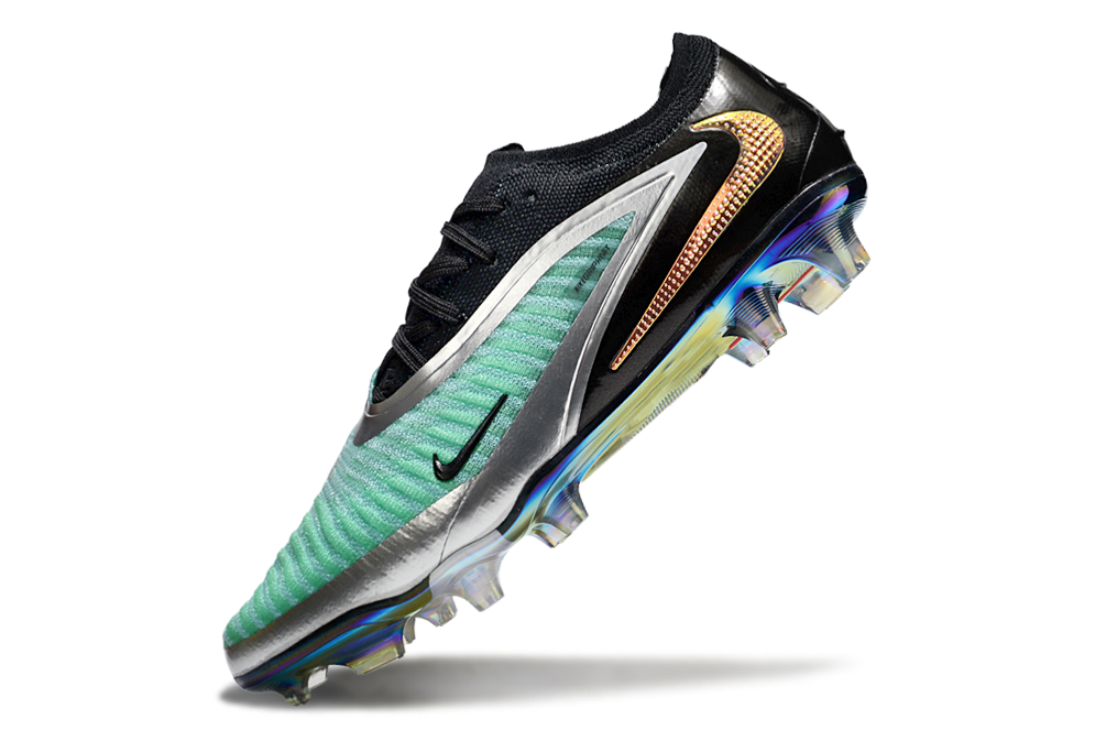 Chuteira Nike Phantom GX III Elite FG Campo