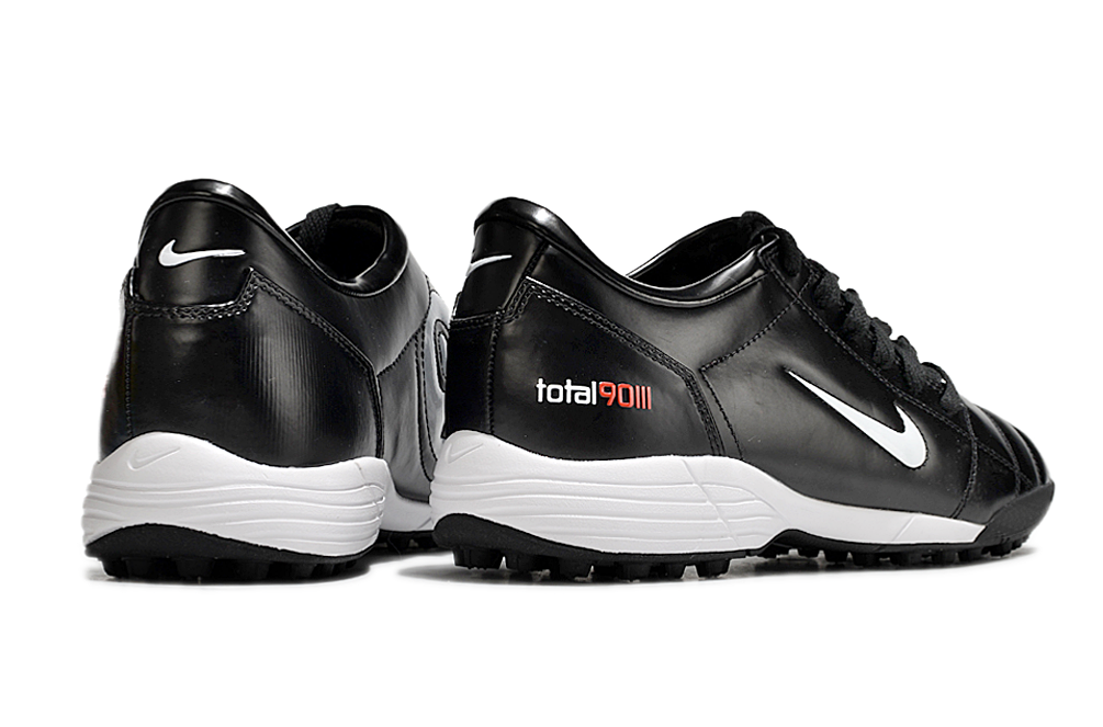 Chuteira Nike Total 90 Society