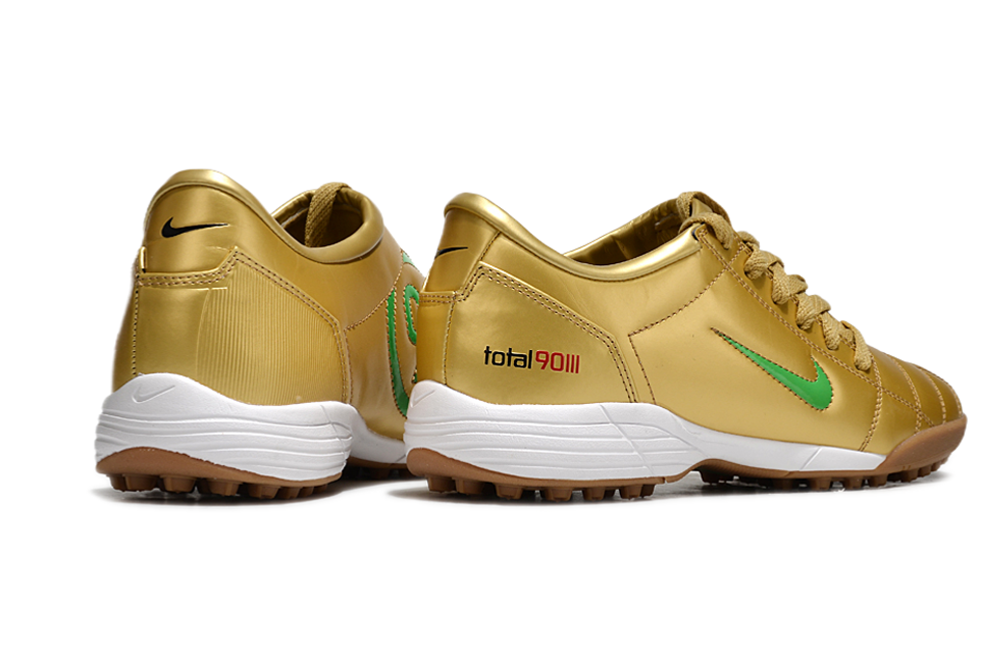 Chuteira Nike Total 90 Society