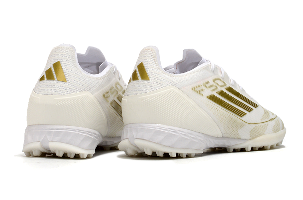 Chuteira adidas F50 TF Society