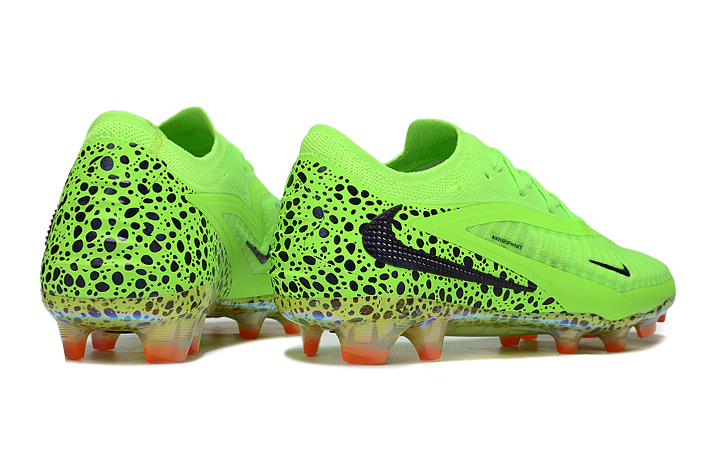 Chuteira Nike Phantom GX III Elite FG Campo