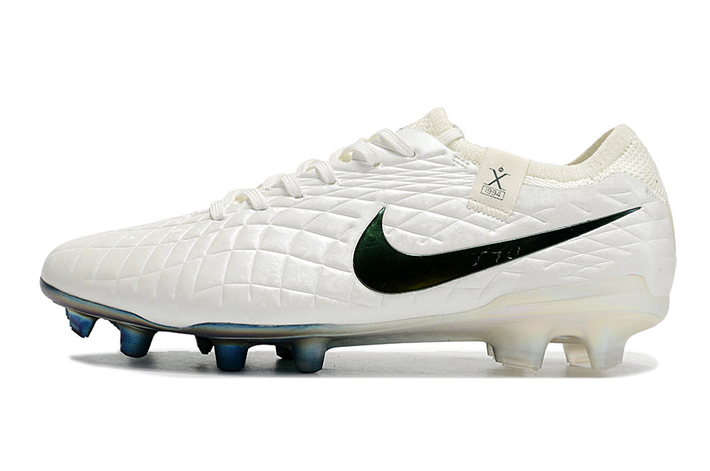 Chuteira Nike Tiempo Legend 10 Elite Campo