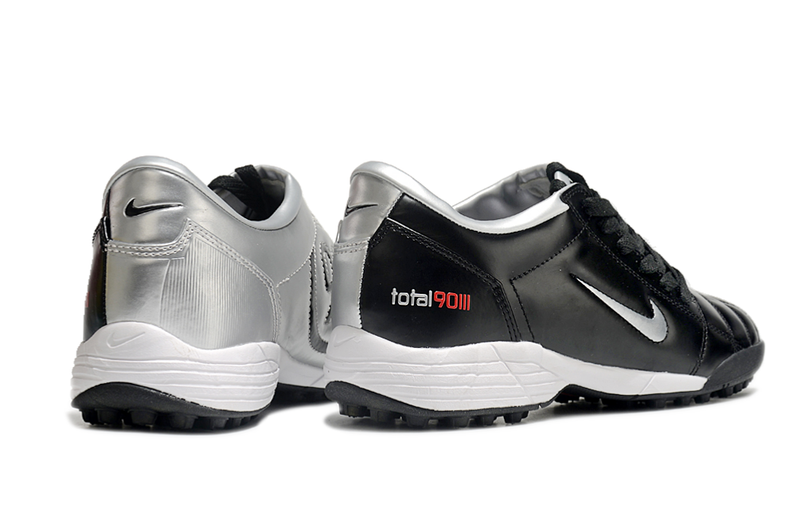 Chuteira Nike Total 90 Society